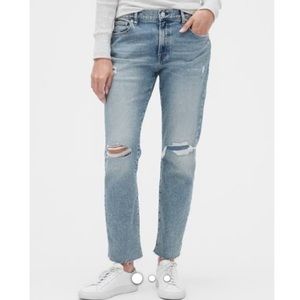 GAP denim girlfriend jeans!